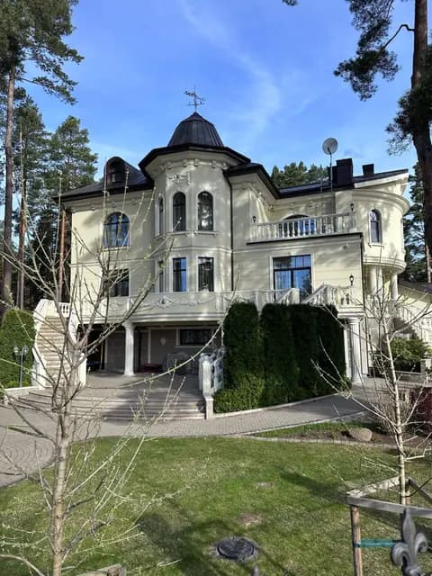Facade work 9