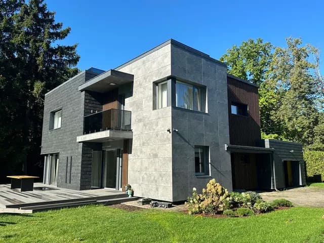 Facade work 18