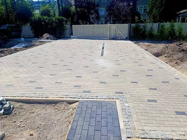 Paving and landscape design 1