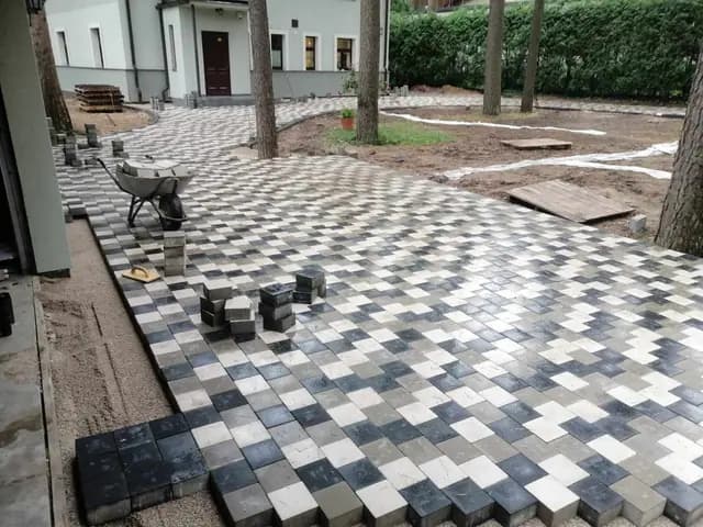 Paving and landscape design 9